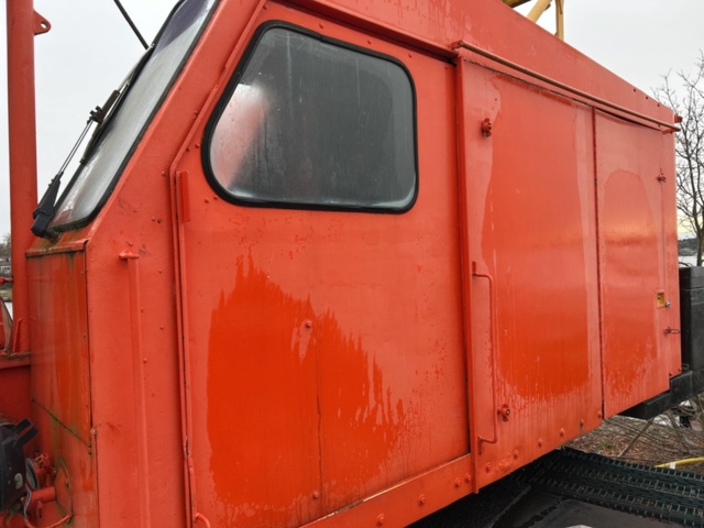 1423686-67 Mobile crane with accessories - Faunwerke LK 910/483