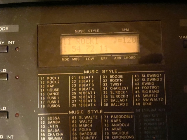 1454212-5 Roland E-35 synthesizer