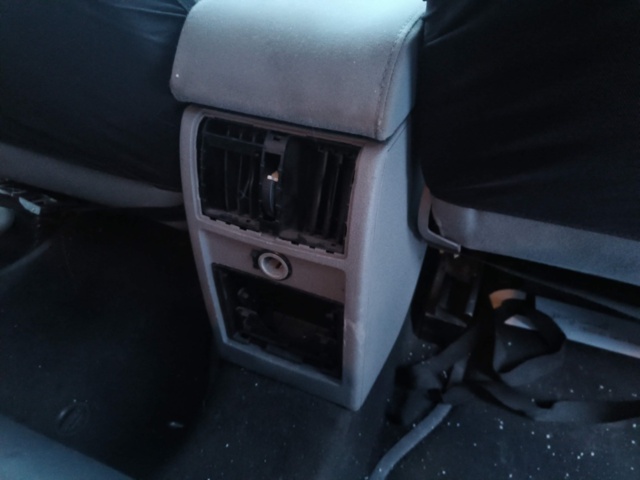 1401044-59 Volkswagen Caddy 1.9 TDI -2010 Repair item