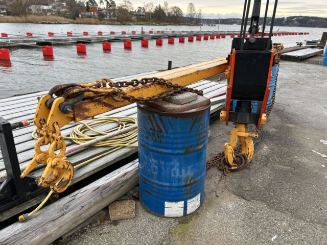 1423686-98 Mobile crane with accessories - Faunwerke LK 910/483