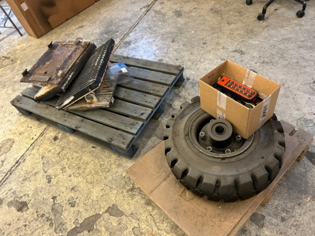 1423683-48 Hydraulisk båtvagga / upptagningsvagn