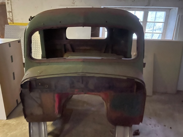 1454216-2 Lastbilshytt till veteranlastbil