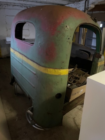 1454216-7 Lastbilshytt till veteranlastbil