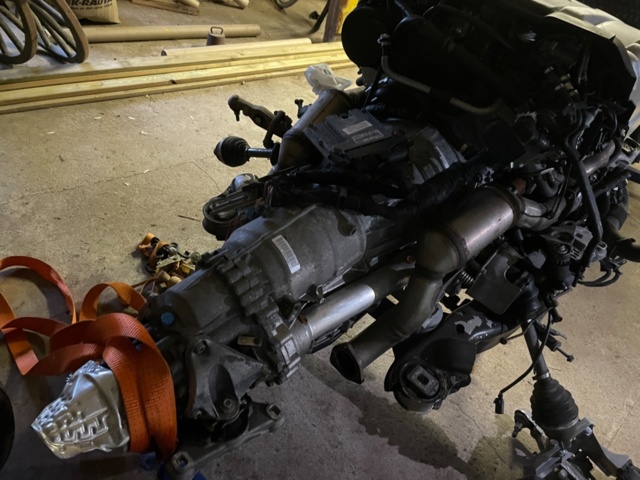 1454217-7 Audi V8 TDI engine with gearbox