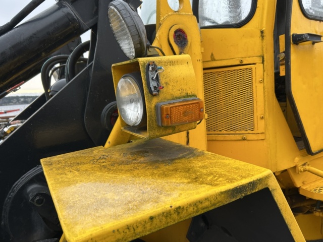 1423685-33 Hjullastare med tillbehör - Volvo BM