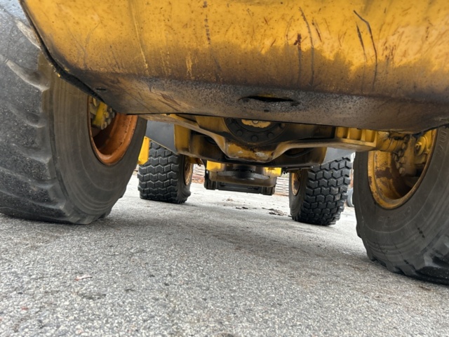 1423685-41 Hjullastare med tillbehör - Volvo BM