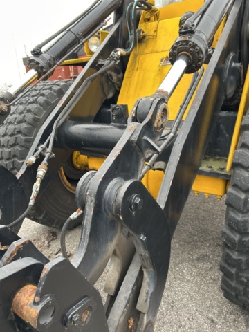 1423685-54 Hjullastare med tillbehör - Volvo BM