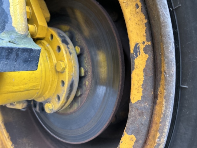 1423685-56 Hjullastare med tillbehör - Volvo BM