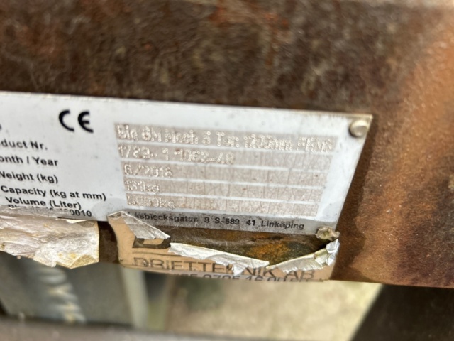 1423685-77 Hjullastare med tillbehör - Volvo BM