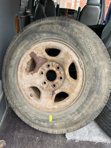 1423688-75 Chevrolet Express H1500 Conversion Van 5.3 V8 AWD Hydra-Matic -2004 (Reparationsobjekt)