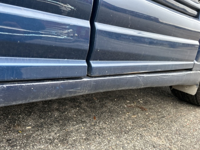 1423688-37 Chevrolet Express H1500 Conversion Van 5.3 V8 AWD Hydra-Matic -2004 (Reparationsobjekt)