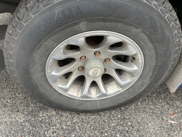 1423688-26 Chevrolet Express H1500 Conversion Van 5.3 V8 AWD Hydra-Matic -2004 (Reparationsobjekt)