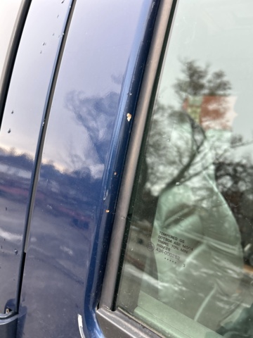 1423688-60 Chevrolet Express H1500 Conversion Van 5.3 V8 AWD Hydra-Matic -2004 (Reparationsobjekt)