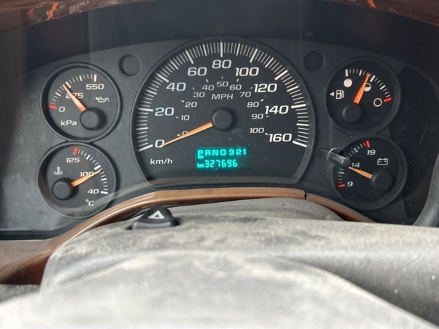 1423688-12 Chevrolet Express H1500 Conversion Van 5.3 V8 AWD Hydra-Matic -2004 (Reparationsobjekt)