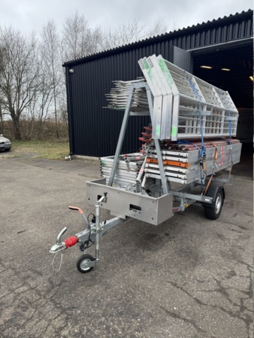 1356883-1 Transportsläp med 70 m² ställning samt fallskydd - Tysse - 2021