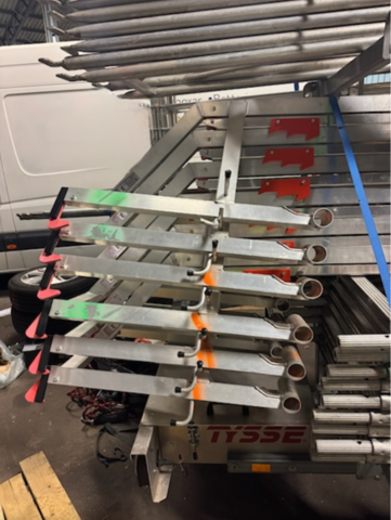 1356883-14 Transportsläp med 70 m² ställning samt fallskydd - Tysse - 2021