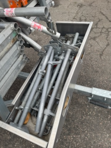 1356883-15 Transportsläp med 70 m² ställning samt fallskydd - Tysse - 2021