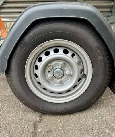 1356883-10 Transportsläp med 70 m² ställning samt fallskydd - Tysse - 2021