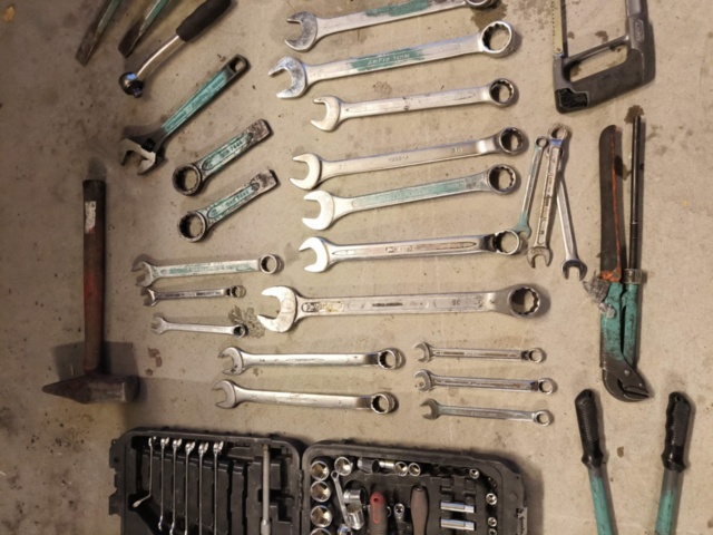1401052-3 Hand tools
