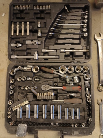 1401052-5 Hand tools