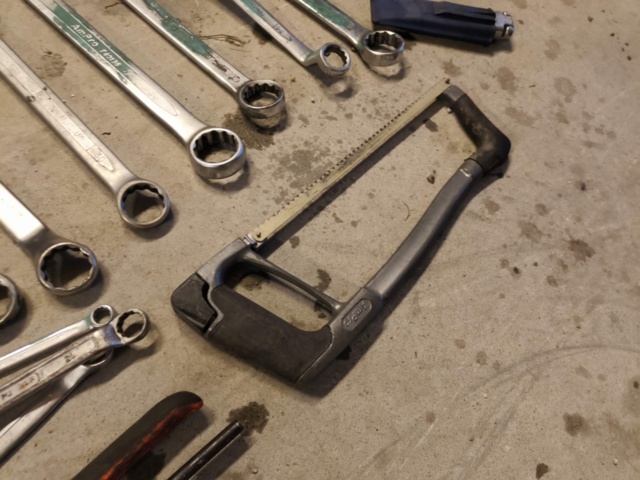 1401052-8 Hand tools