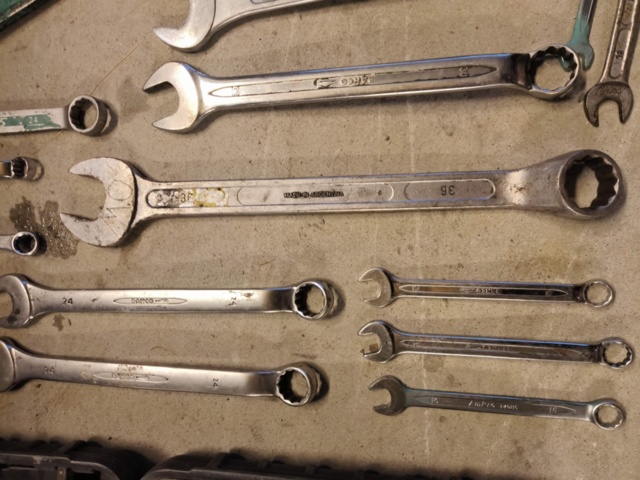 1401052-9 Hand tools