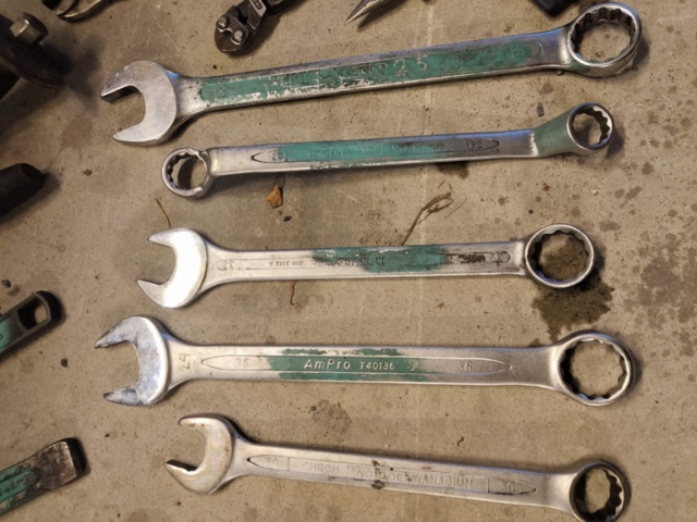 1401052-11 Hand tools