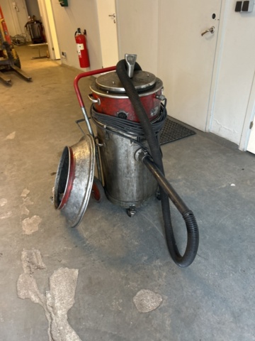 1454535-4 Industridammsugare Typ JB503