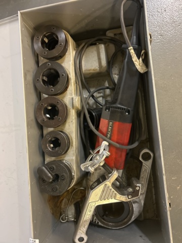 1454542-4 Rörgängningsmaskin Albert Roller