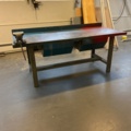 1454547-2 Arbetsbänk med skruvstycke