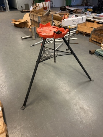 1454548-2 Rörstativ / Rörtvingstativ med kedja