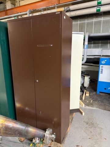 1443572-1 Plåtskåp, 2 st