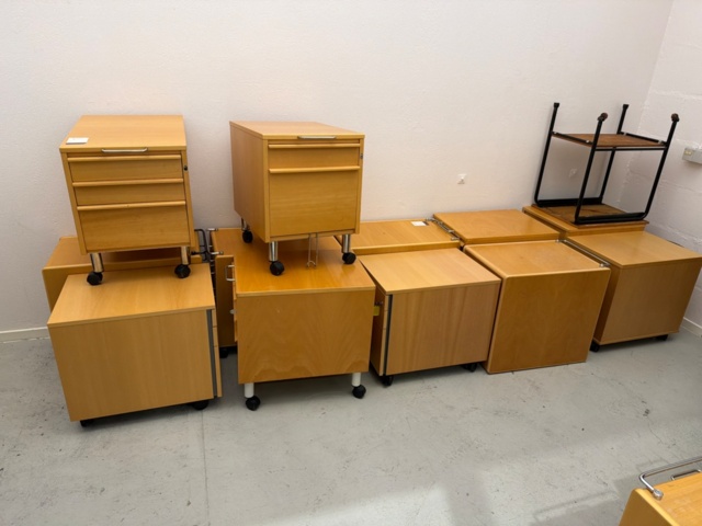 1443590-1 Hurtsar, skåp, 15 st