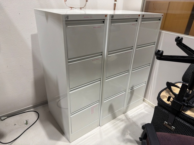 1443592-1 Arkivskåp, 3 st