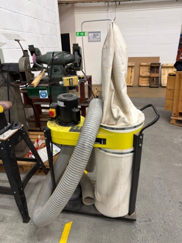 1443597-2 Belt sander with extraction and collection bag