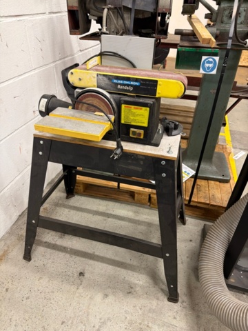 1443597-3 Belt sander with extraction and collection bag