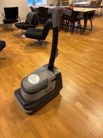 1444788-2 Nilfisk SC250 34C B – Professionell golvskurmaskin (batteridriven)