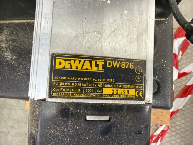 1454698-4 Dewalt band saw