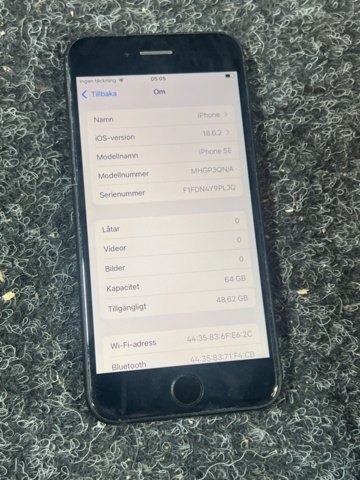 1431479-4 Mobiltelefon - Apple iPhone SE (64GB)