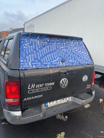 1351359-3 Volkswagen Amarok DoubleCab 2.8t 2.0 BiTDI 4Motion Automatic -2015 (Repair item)