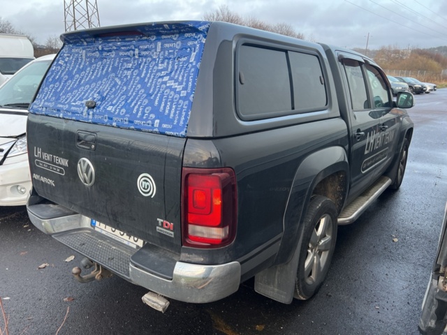1351359-4 Volkswagen Amarok DoubleCab 2.8t 2.0 BiTDI 4Motion Automatic -2015 (Repair item)
