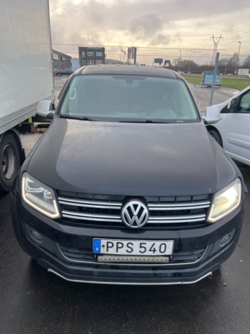 1351359-6 Volkswagen Amarok DoubleCab 2.8t 2.0 BiTDI 4Motion Automatic -2015 (Repair item)