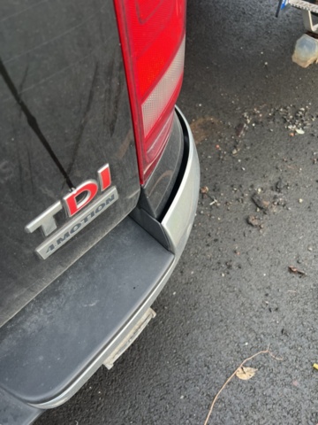 1351359-16 Volkswagen Amarok DoubleCab 2.8t 2.0 BiTDI 4Motion Automatic -2015 (Repair item)