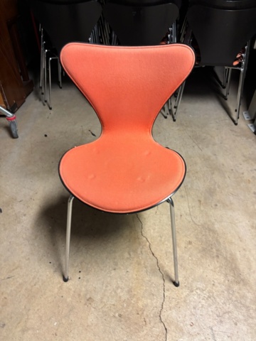 1454723-1 Fritz Hansen “Sjuan” stolar – 6