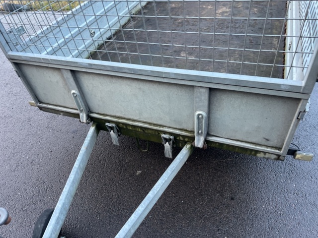 1351361-10 Gallersläp - TIKI CP275-R (C211) -2014