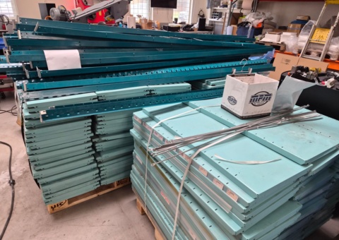 Bild som representerar auktionen - Hyllsystem