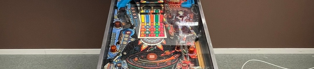 Bild som representerar auktionen - Flipperspel och airhockeyspel