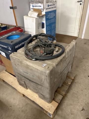 1455453-1 Dieseltank 200l