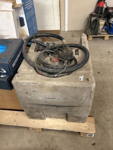 1455453-3 Dieseltank 200l