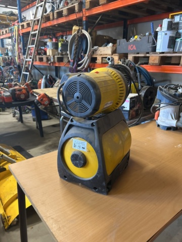 1455454-2 Vattenpump - AL-KO HWF 1000
